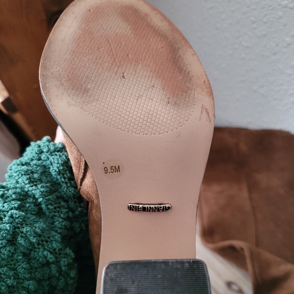 Barrine Suede knee High Boots - Picture 8 of 14